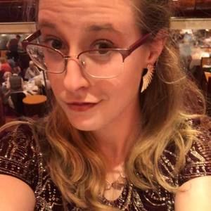 Meet your Posher, Becca